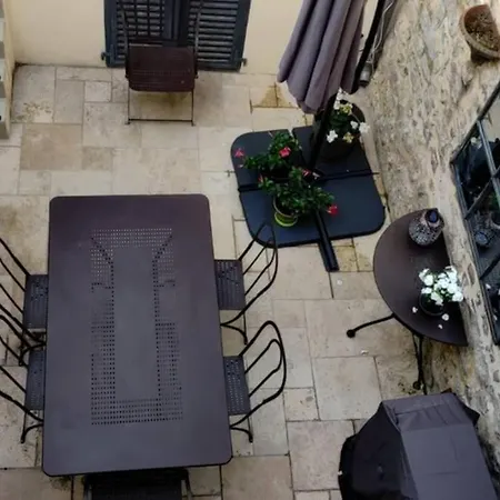 La maison de Marie, maison de ville 4 personnes, option chambre patio 2 pers supp Aigues-Mortes Extérieur photo