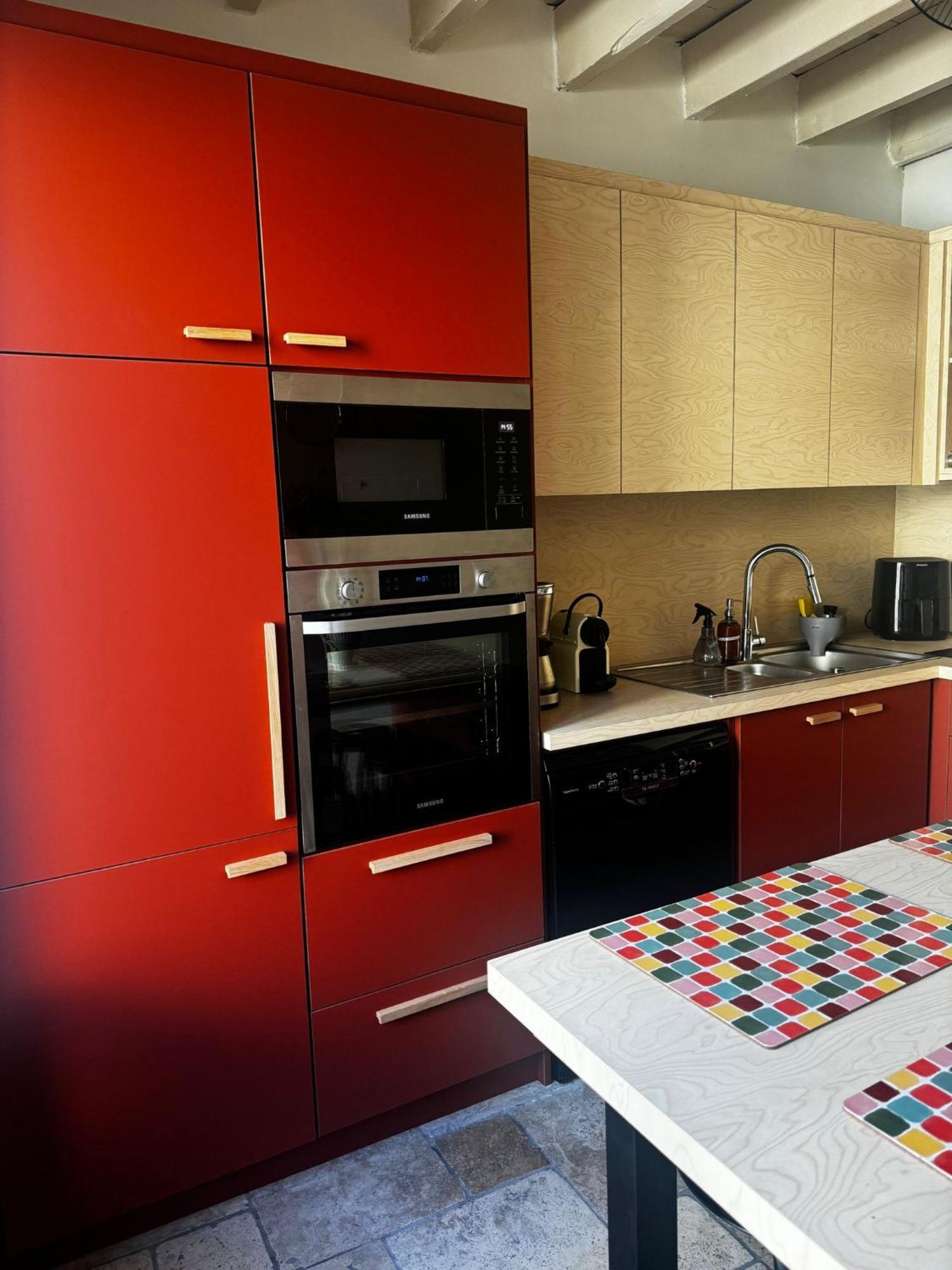 La Maison De Marie, Maison De 4 Personnes, Option Patio 2 Pers Supp * Aigues-Mortes